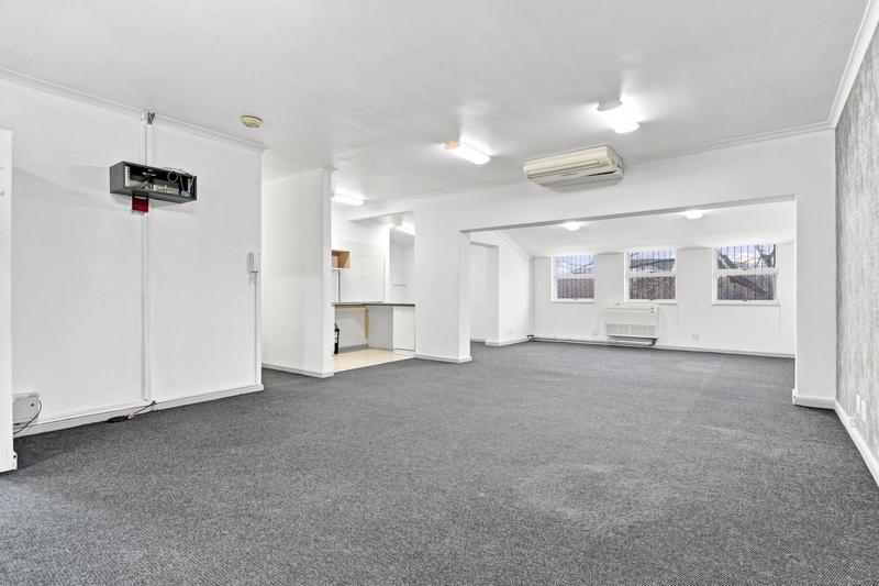To Let Commercial Property for Rent in Pinelands Western Cape